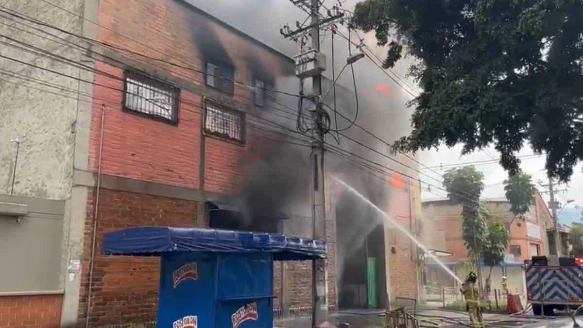 Incendio en Medellín - Foto: Noticias RCN