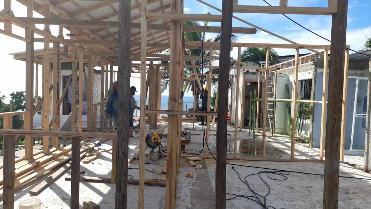 Casa, Stacy Howard 3