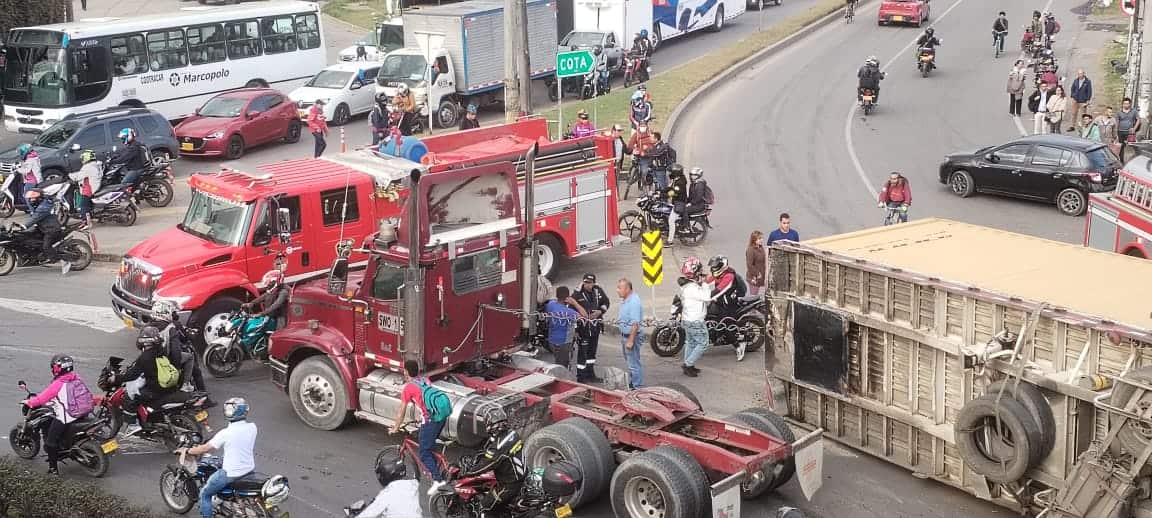 Foto: Accidente de tránsito en vía Siberia