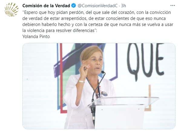Yolanda Pinto, viuda de Gaviria Correa