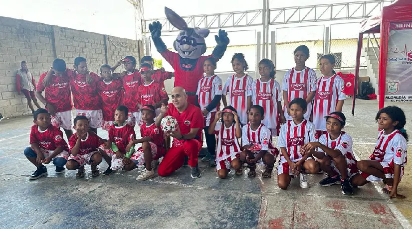 Colgate llegó a El Banco (Magdalena) y los niños no dejaron de sonreír