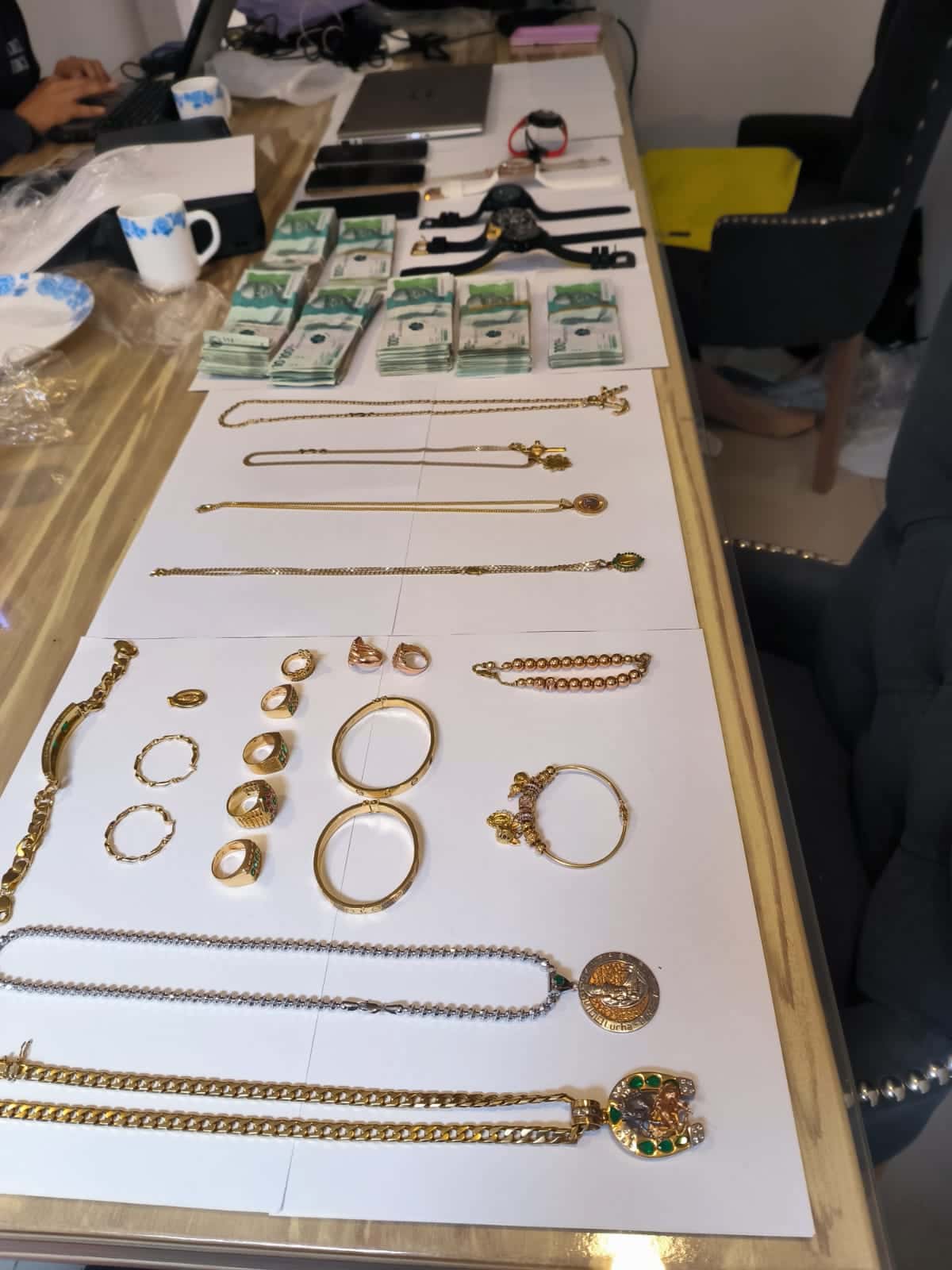 Foto: lujos de extorsionistas presos en La Modelo, en Bogotá