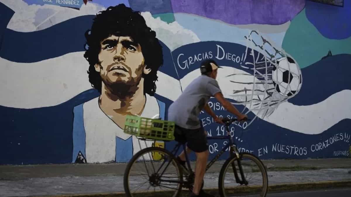 Maradona 3
