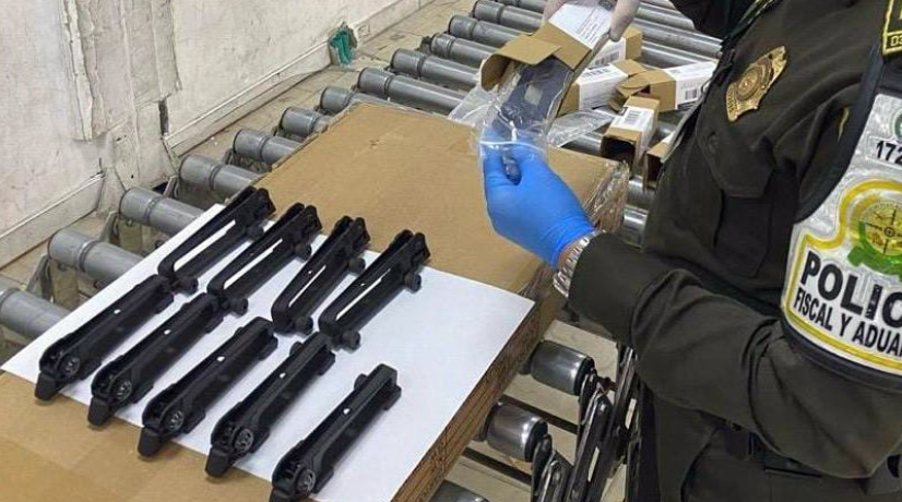 Hallaron material de guerra en aeropuerto El Dorado - Foto: Policía Nacional