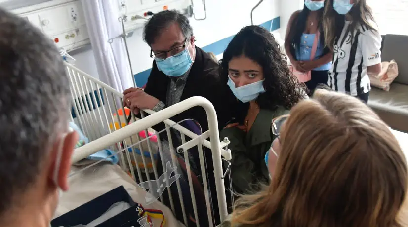 Petro con los niños del Guaviare