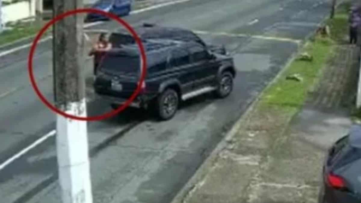 Conductor mató al hombre que lo amedrentó con un bate