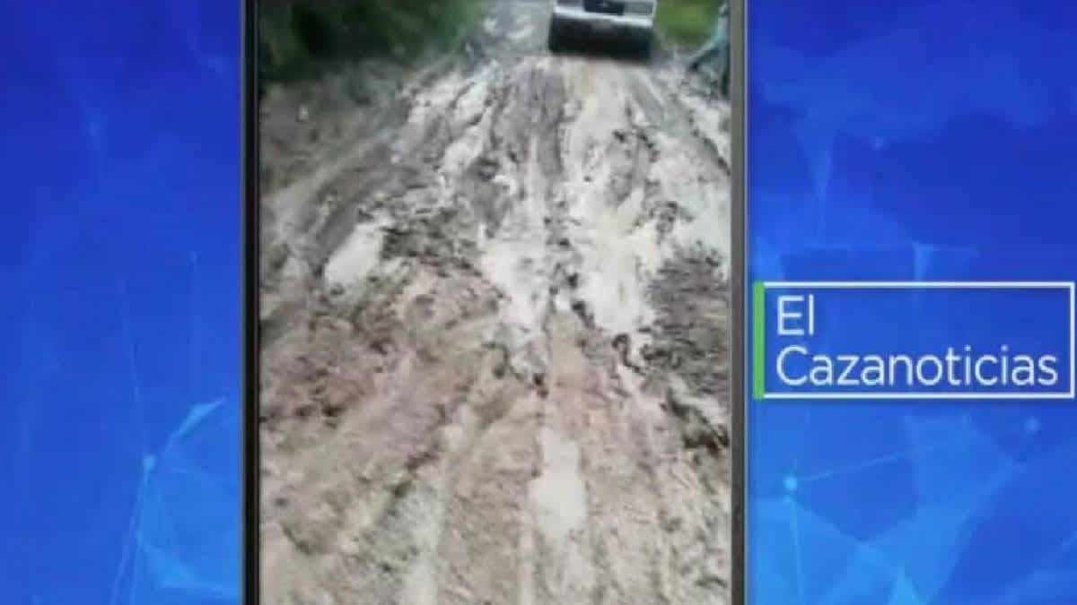 El Cazanoticias: en total desastre se encuentran las vías en Iquira, Huila