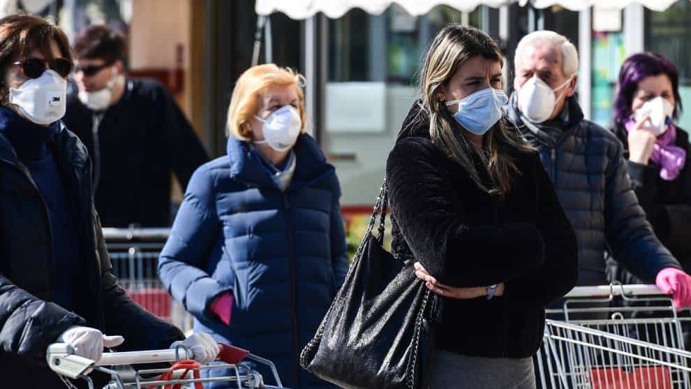 En 24 horas Italia registra 250 muertos por coronavirus
