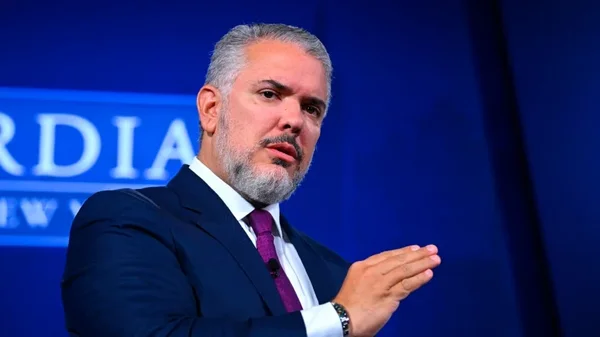 Iván Duque criticó posible encuentro de presidente Petro con excabecillas paramilitares