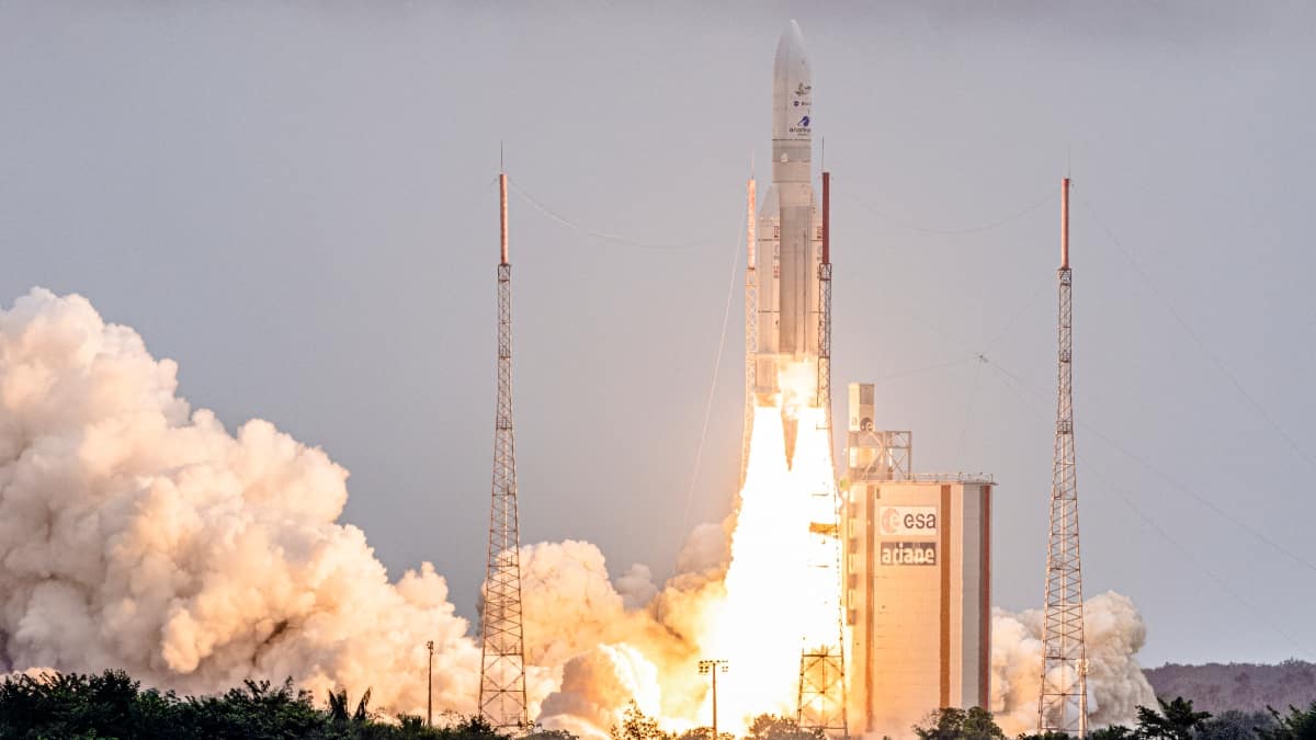 Lanzan al espacio el telescopio ‘James Webb’ a bordo del cohete Ariane 5