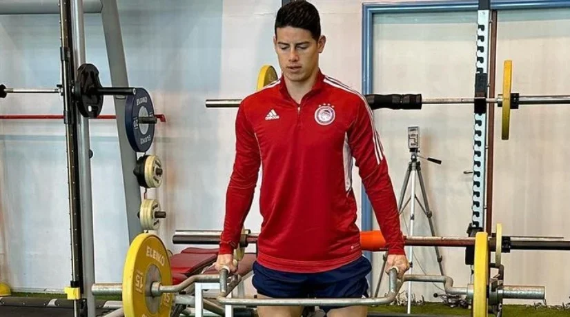 James Rodríguez estaría afuera de las canchas un largo tiempo: revelan gravedad de su lesión