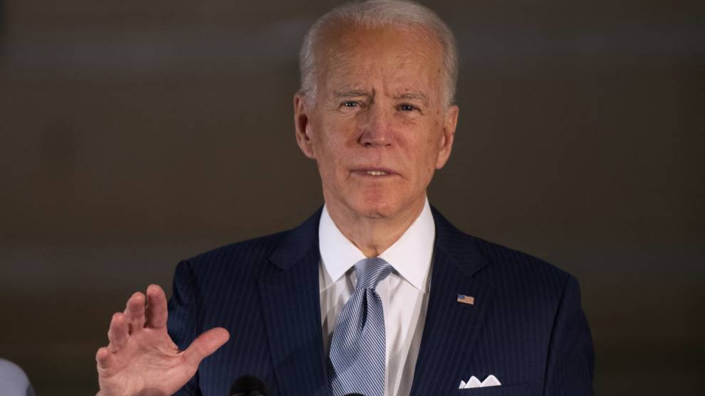 Mujer que acusa a Joe Biden de agresión sexual le pide que renuncie a su candidatura