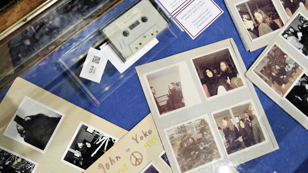 Cinta inédita de John Lennon subastada