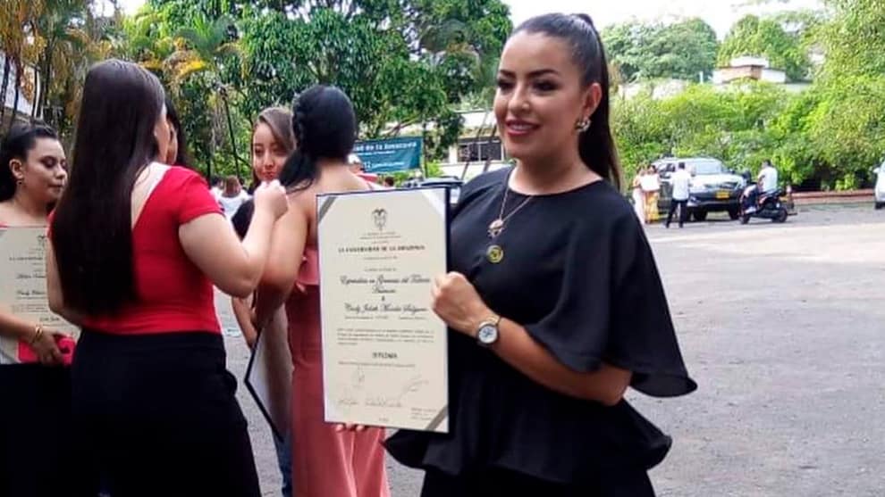 Joven recién graduada habría sido asesinada por su expareja