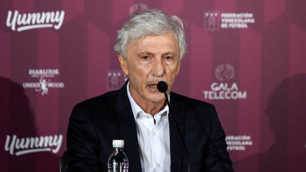 Enfrentamiento de Pékerman contra la Selección Colombia