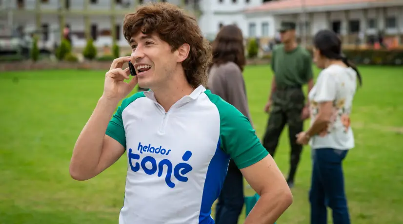 "Bizcocho": Usuarios elogiaron el nuevo 'look' de Juan Pablo Urrego, protagonista de 'Rigo'