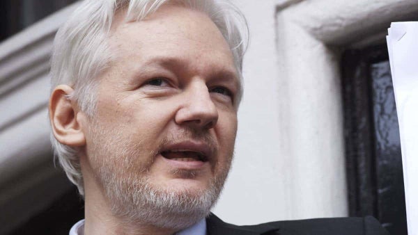 EE.UU. apeló fallo judicial británico que no autoriza extradición de Assange a su territorio