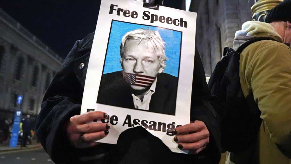 Julian Assange