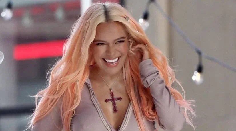 Karol G fue homenajeada en El Salvador