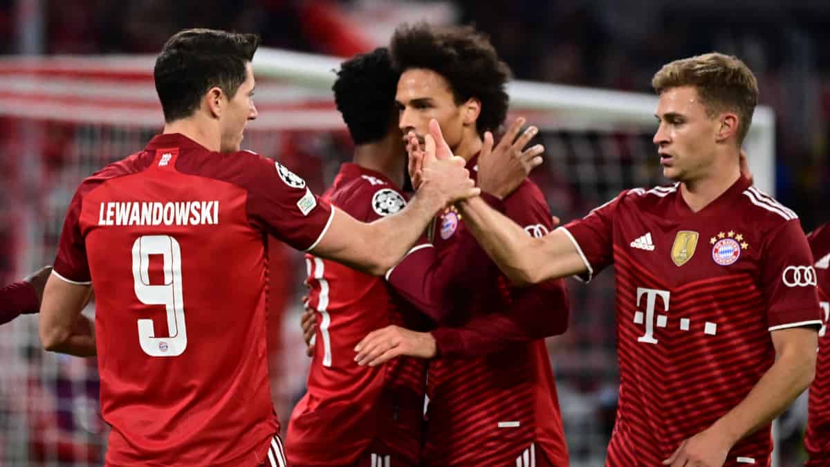 Dos jugadores no vacunados del Bayern Múnich positivos covid-19