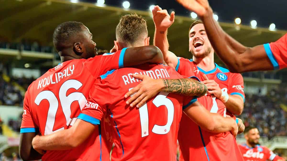 Federación Italiana abre investigación tras insultos racistas