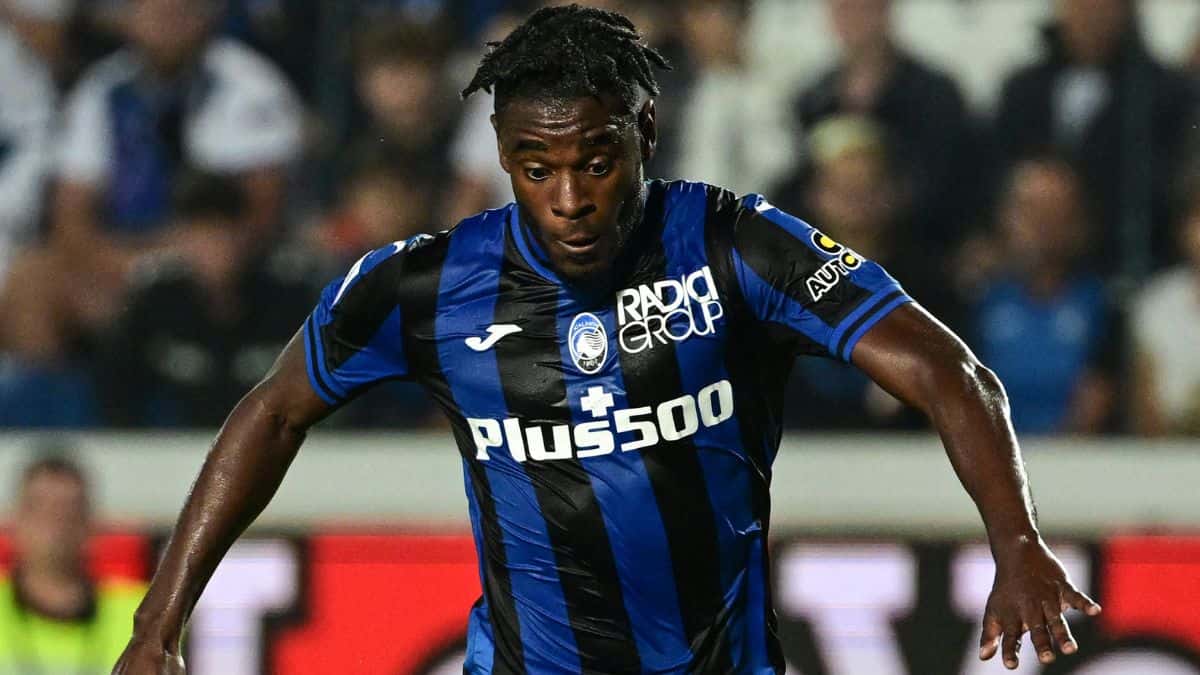 Duván Zapata, lesionado y sin tiempo de recuperación
