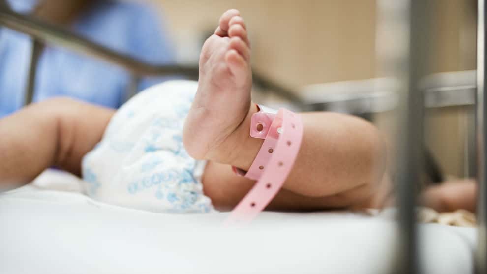 Cómo funciona la prueba de tamizaje neonatal