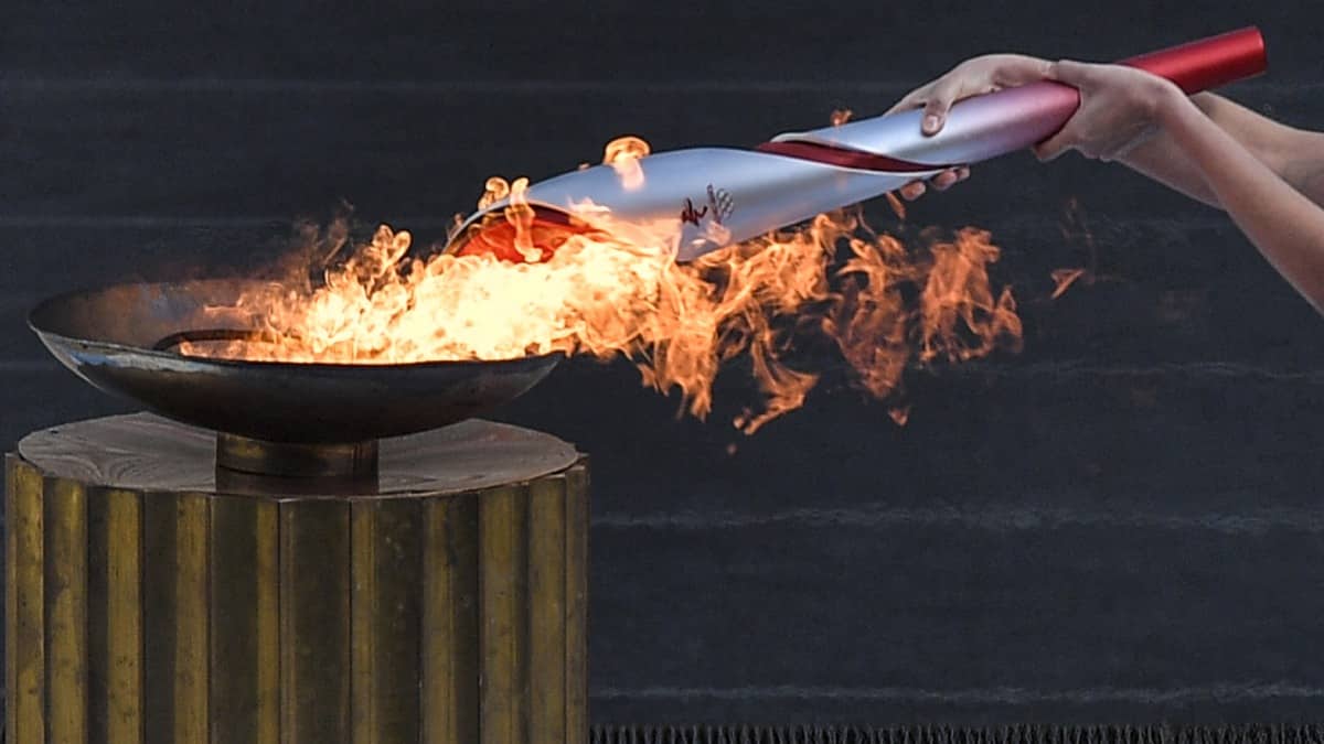 Llama olímpica: inició su recorrido hacia China, en medio de polémica