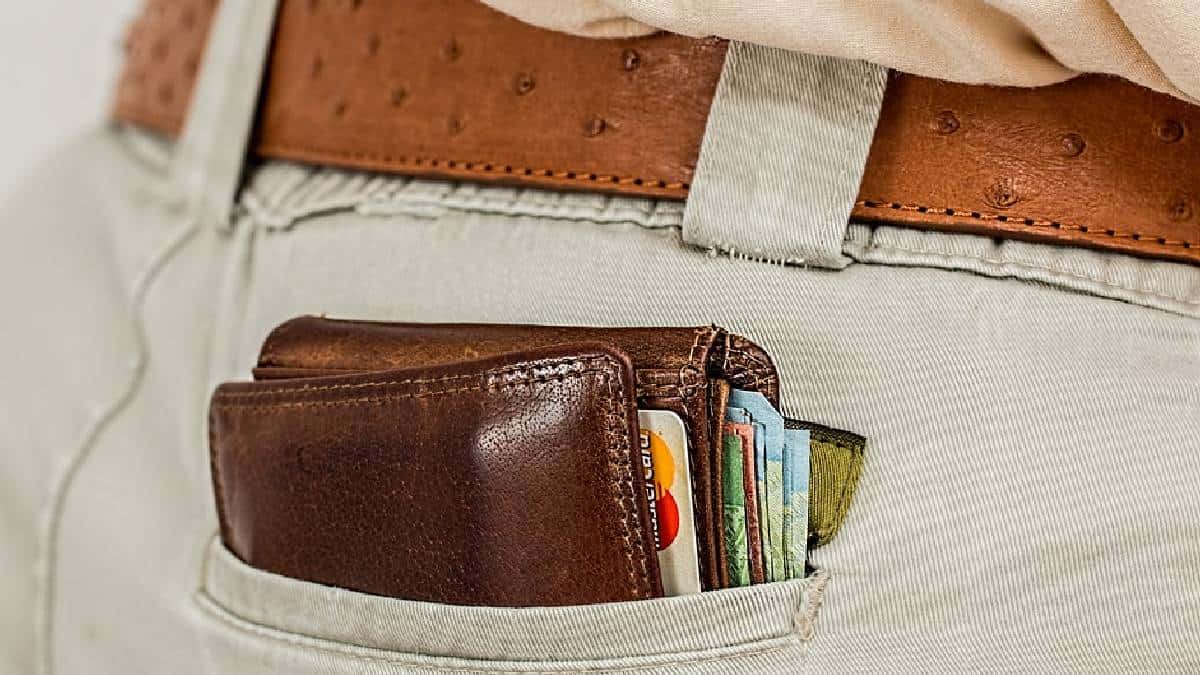 Mujeres y jóvenes entre los más endeudados en 2022