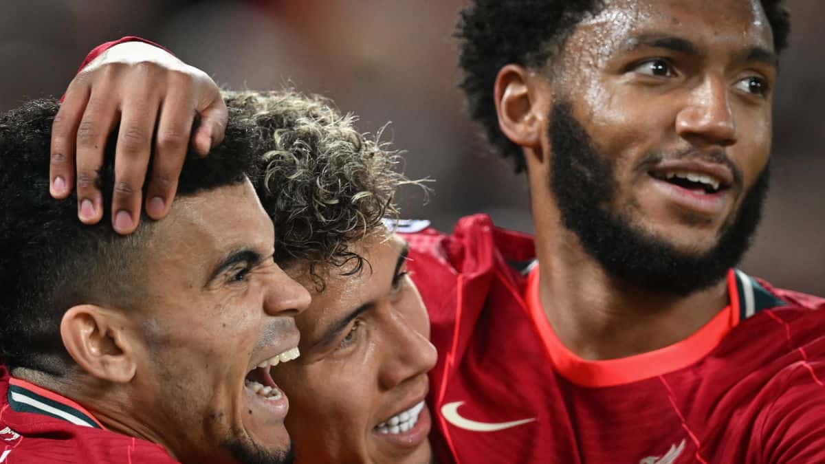 jugadores del Liverpool de Inglaterra