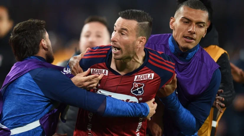 Luciano Pons estalló tras la derrota en Libertadores: "Los jueces estaban comprados"