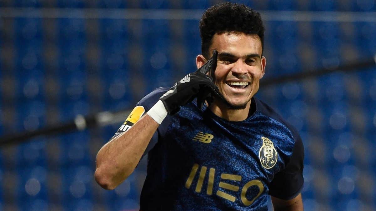 Luis Díaz, entre los nominados para el mejor equipo del año en FIFA 22