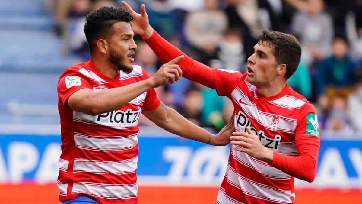 Luis Suárez anotó el gol del triunfo de Granada ante Deportivo Alavés