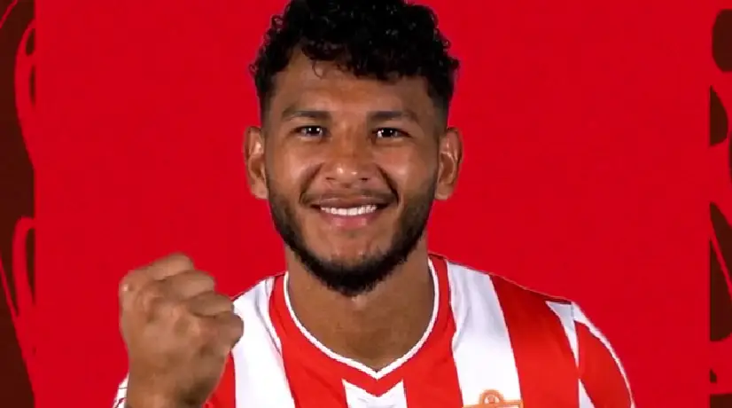 Luis Suárez marcó tres goles en cinco minutos