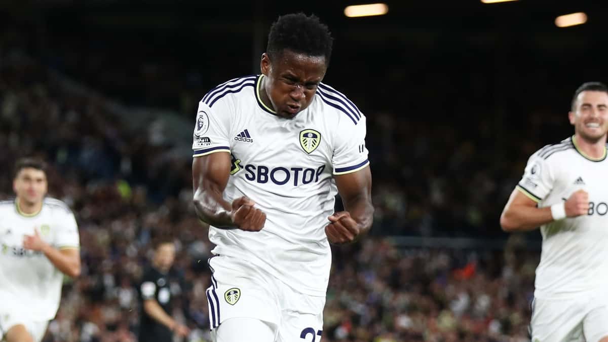 Luis Sinisterra, gol Leeds 1-1 Everton: Premier League 2022/23