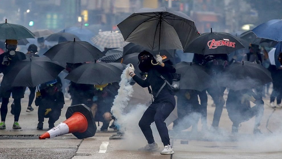 Apple retira aplicación de Hong Kong que permitía a los manifestantes localizar a la policía en un mapa