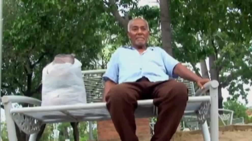 Hombre se reencuentra con su familia luego de 13 años