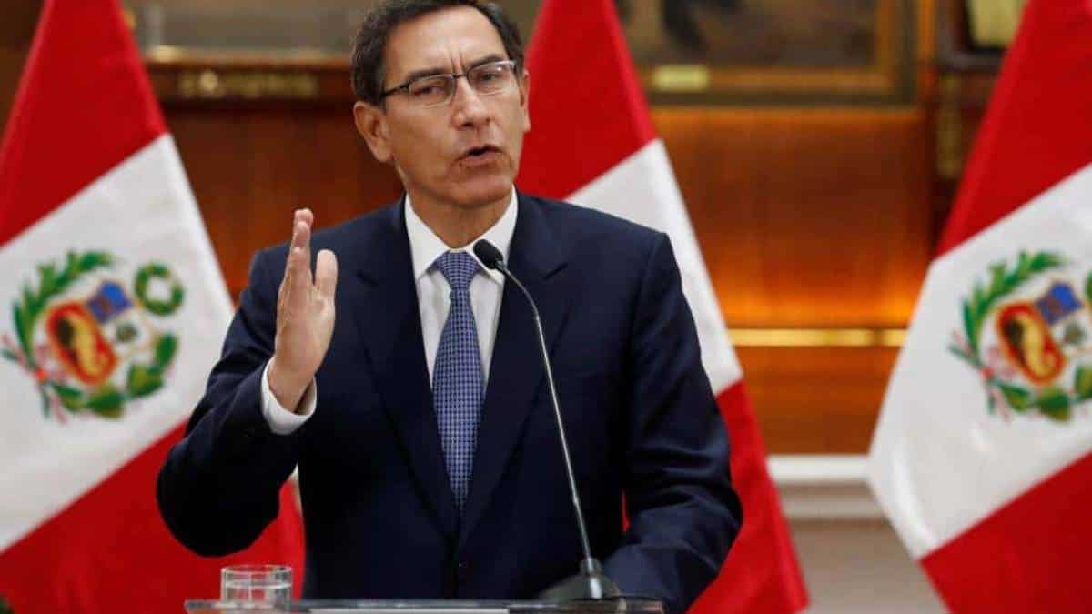 Presidente de Perú enfrenta un nuevo juicio de destitución ante presunta corrupción