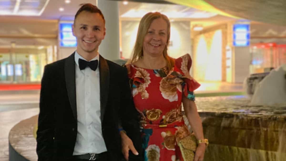 Novio de la mamá de Mauricio Leal habría pretendido al estilista