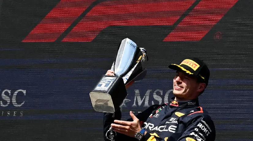 Max Verstappen sumó octava victoria seguida