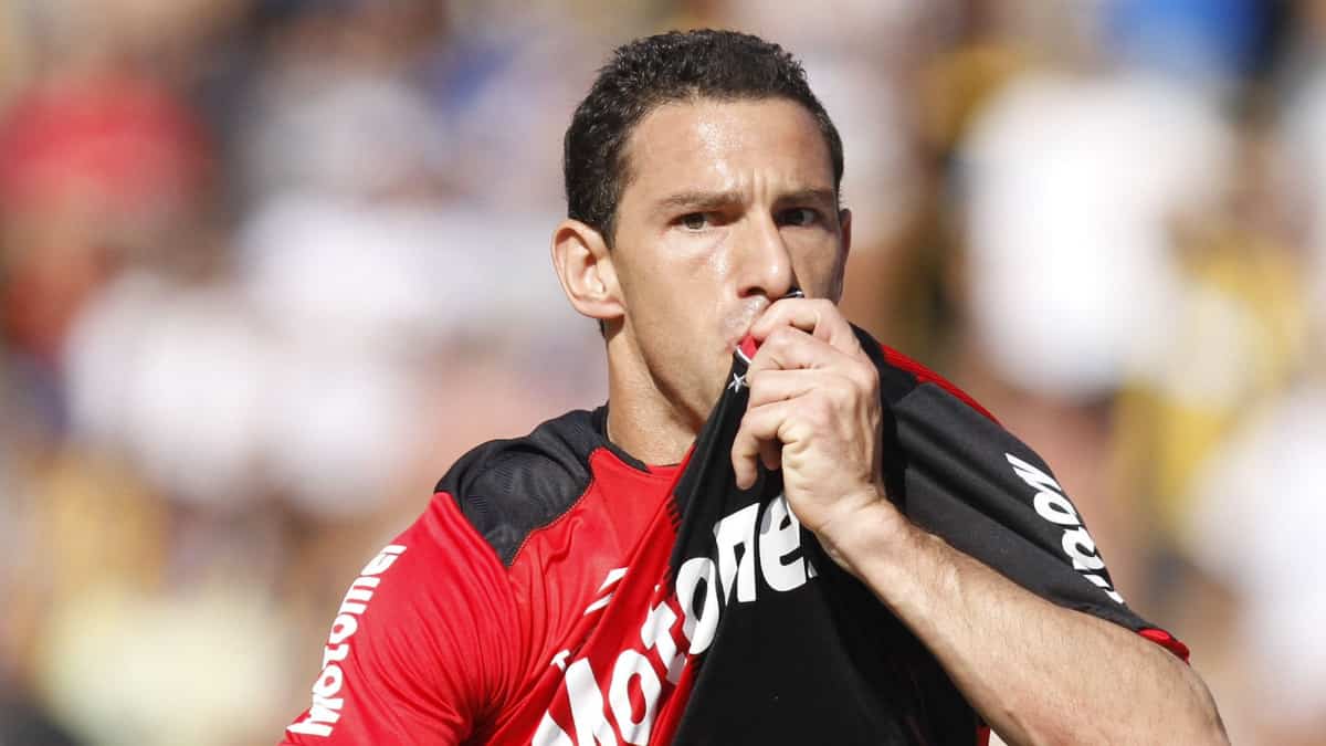 'Maxi' Rodríguez anunció su retiro del fútbol a los 40 años