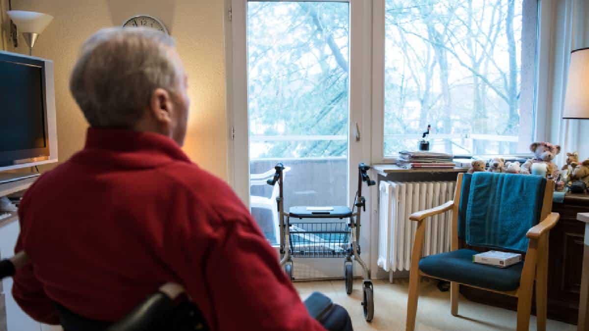 Brote de covid-19 dejó trece muertos y decenas de contagiados en asilo en México