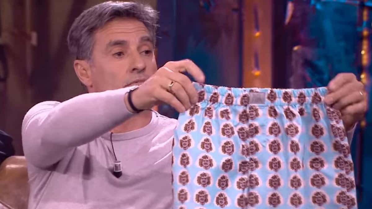 Míchel y cruce con Pibe Valderrama: nuevo DT James en Olympiacos