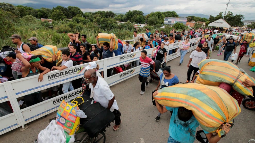 Al menos 1,5 millones de venezolanos viven en Colombia, según Migración