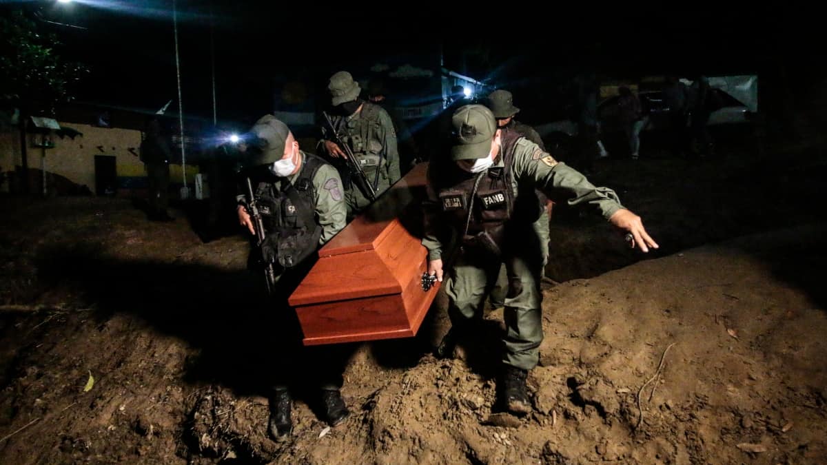 Tía de venezolano asesinado en Tibú, pide a sus compatriotas regresar a su país