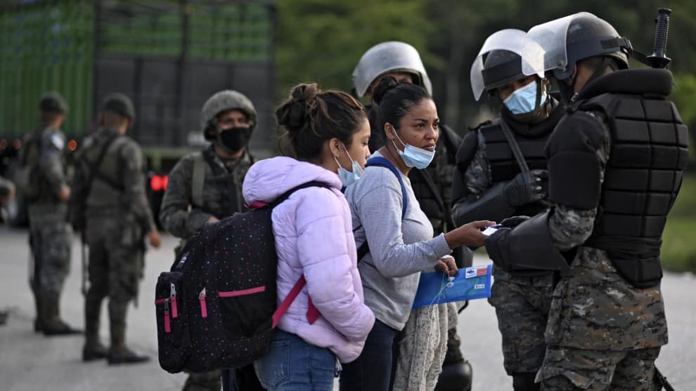 Migrantes hondureños