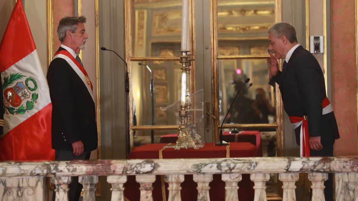 Presidente peruano designa al séptimo ministro del Interior que ha tenido el país en 2020