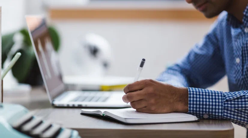 Realizó por primera vez el examen de admisión en 1983, cuando tenía 16 años.