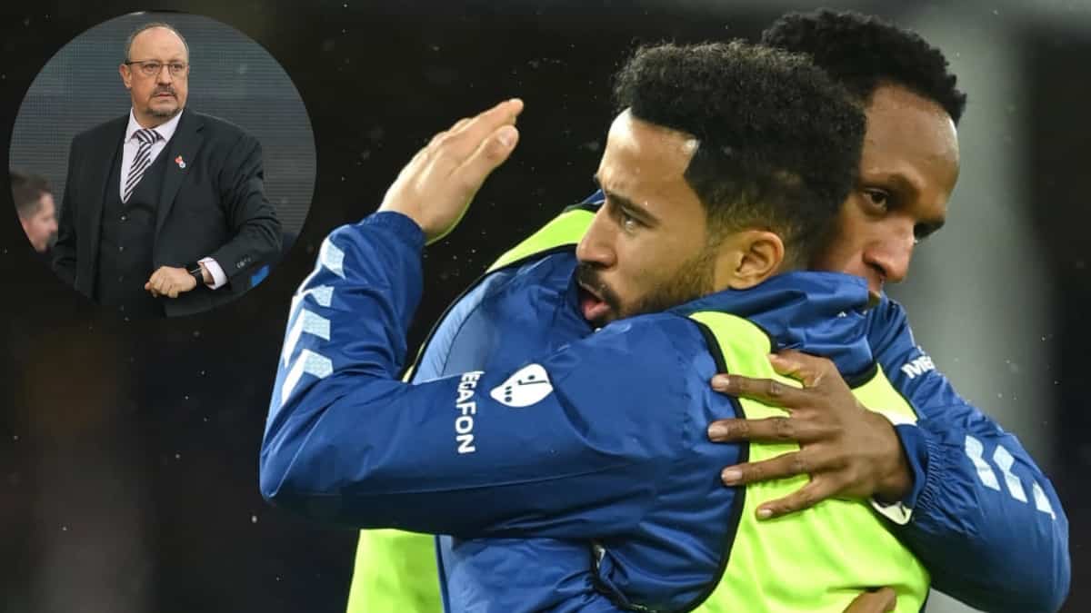 Rafa Benítez y Yerry Mina