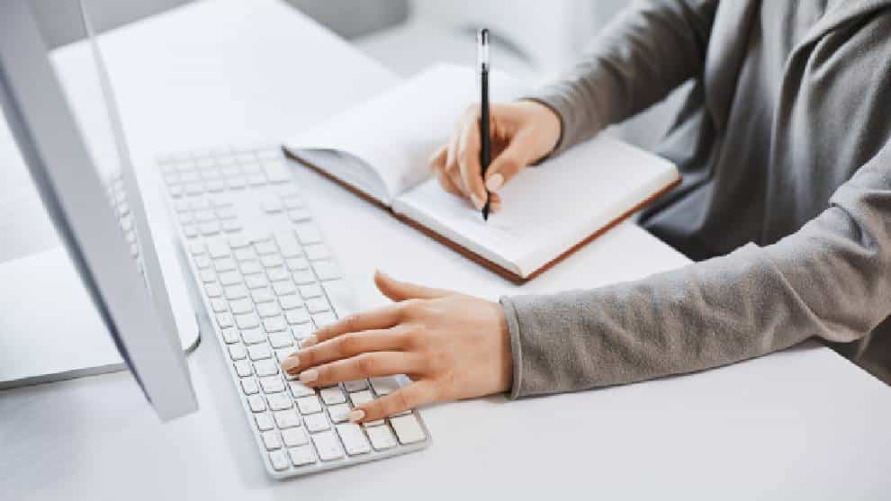 Minciencias apoyará a beneficiarios para continuar sus estudios